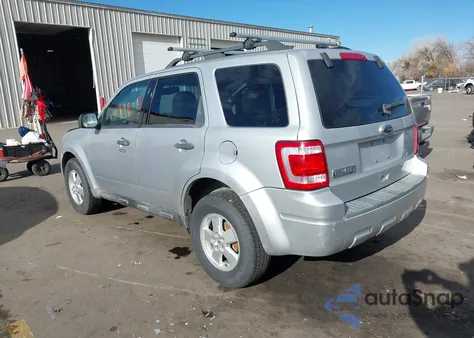 2010 Ford Escape Xlt from USA, damaged, VIN 1FMCU9D7XAKC13858